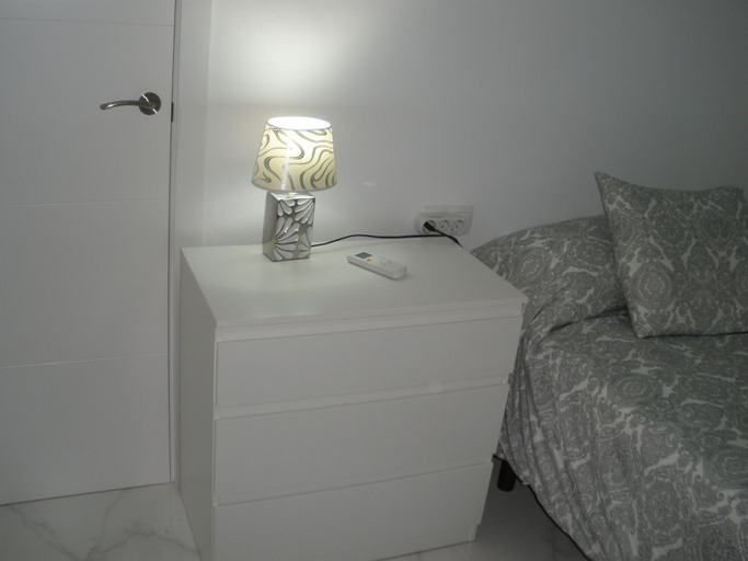 Others 4, Apartamento Alicante, Alicante