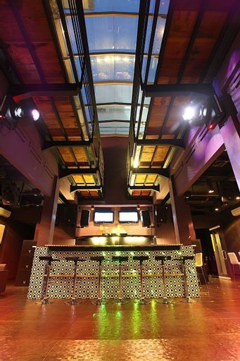 Golden Flower by KAGUM Hotels, Bandung
