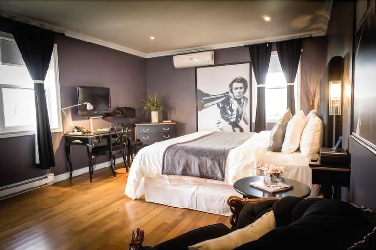 Bedroom 3, Manoir Becancourt, Bécancour