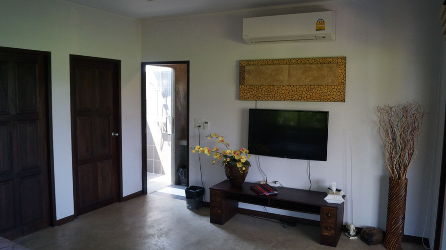 Baan Chai Thung, Doi Saket