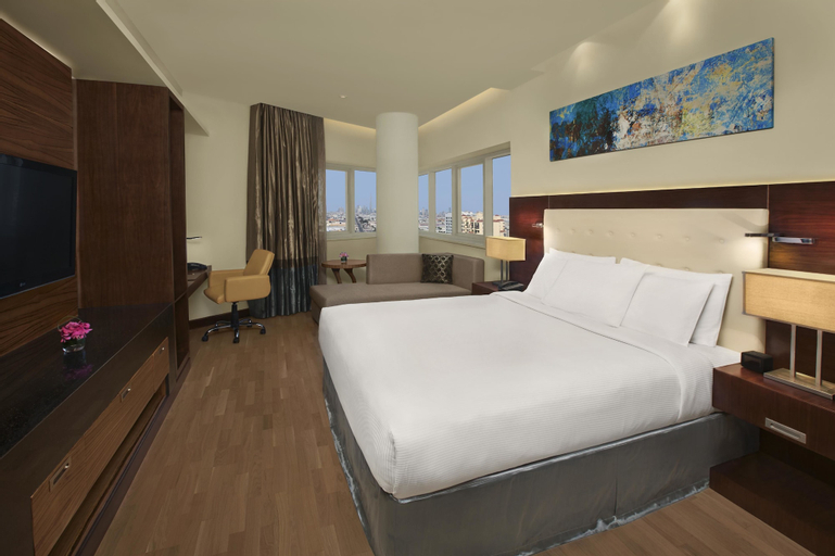 DoubleTree by Hilton Hotel and Residences Dubai Al Barsha,