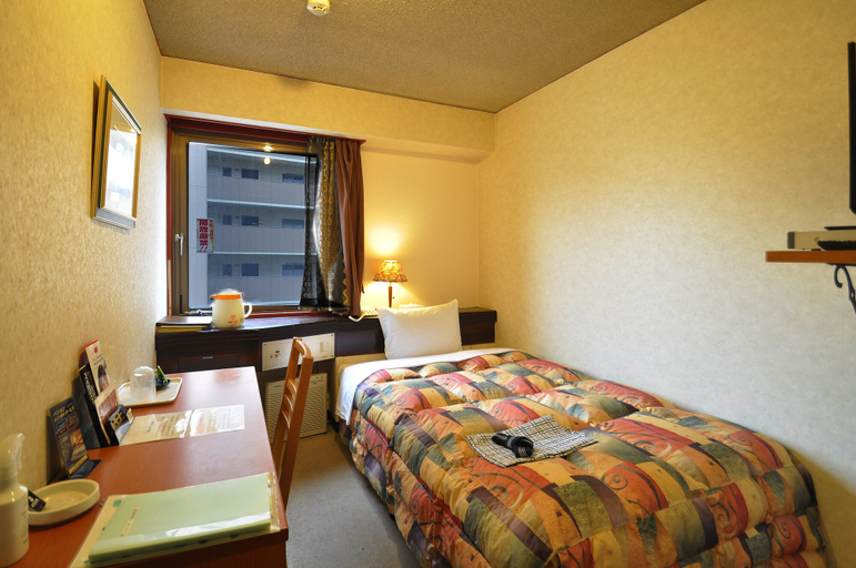 Bedroom 3, Business Hotel Atelier, Kagoshima
