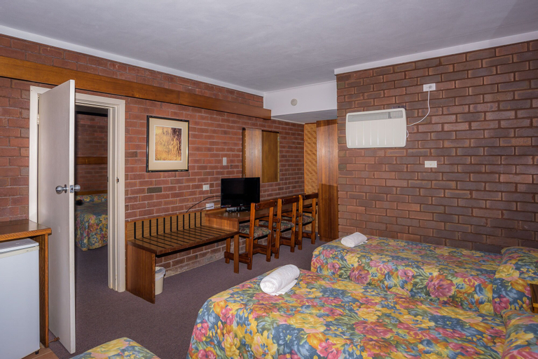 Bedroom 8