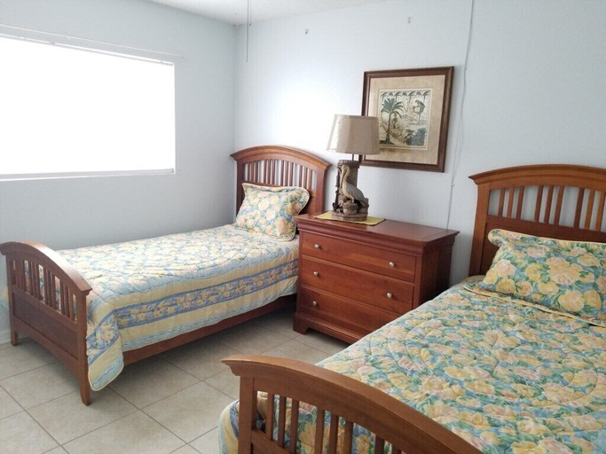 Bedroom 4, Pelican Inlet E134, Saint Johns