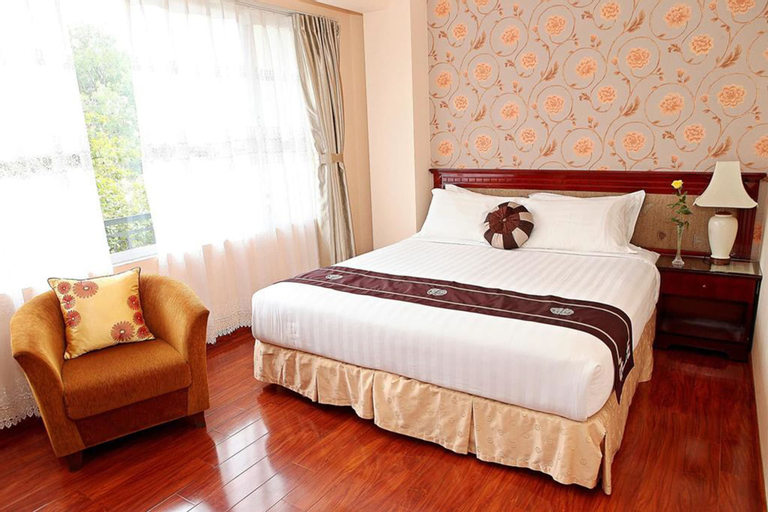 Flower Hotel, Ba Đình
