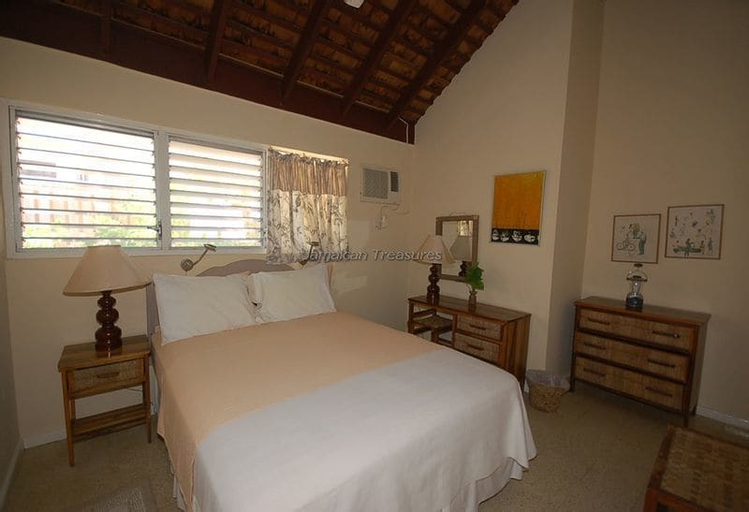 Ebb Tide, 4BR by Jamaican Treasures,
