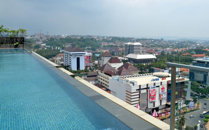Louis Kienne Hotel Simpang Lima, Semarang