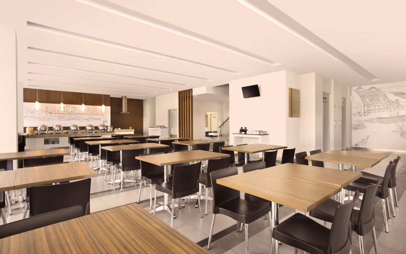 Amaris Hotel Padang, Padang