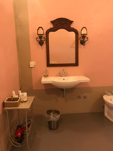 Bathroom 4, Palazzo De Fabritiis, Pescara