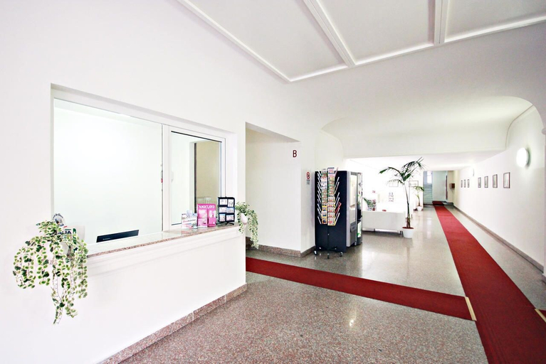 Public Area 3, Dodo Holiday in Rome, Rome