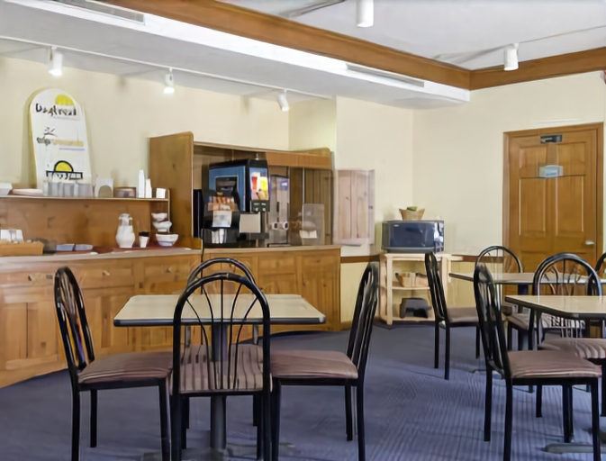 Others 5, Days Inn by Wyndham Auburn, De Kalb