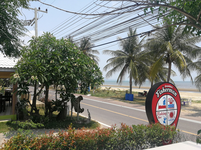 Fisherman Resort, K. Sam Roi Yot