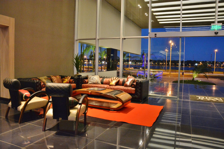 Savoy Hotel Encarnación, Encarnación