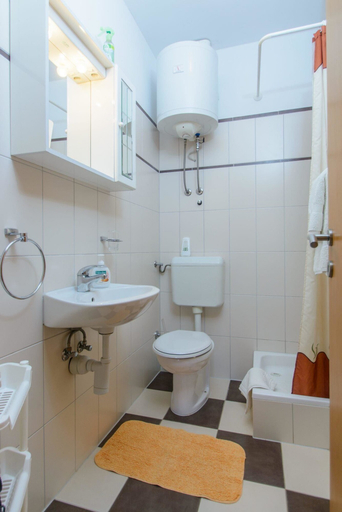 Bathroom 4, Apartments Anton, Marina