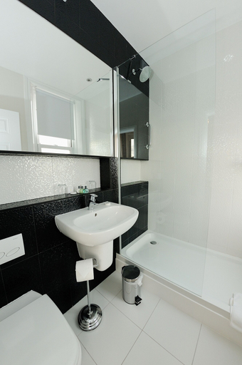 Bathroom 4, LANGHAM HOTEL, EASTBOURNE, East Sussex