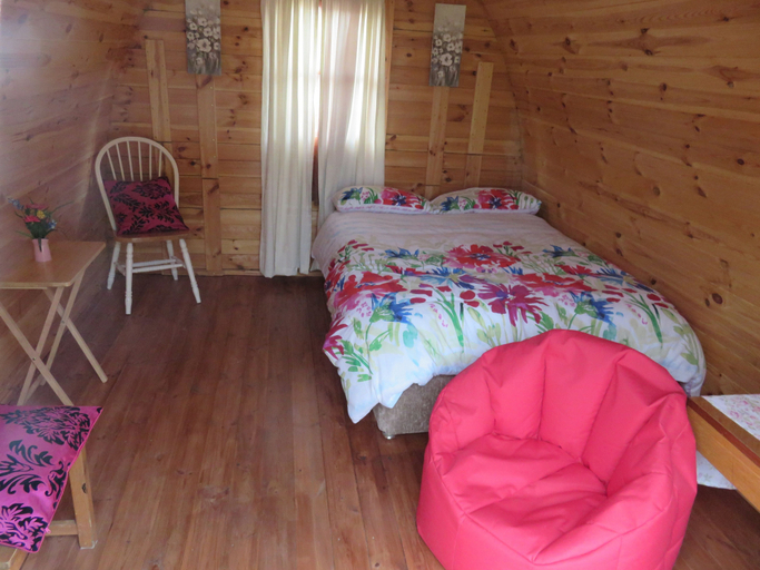 Bedroom 3, Shannon Estuary Glamping