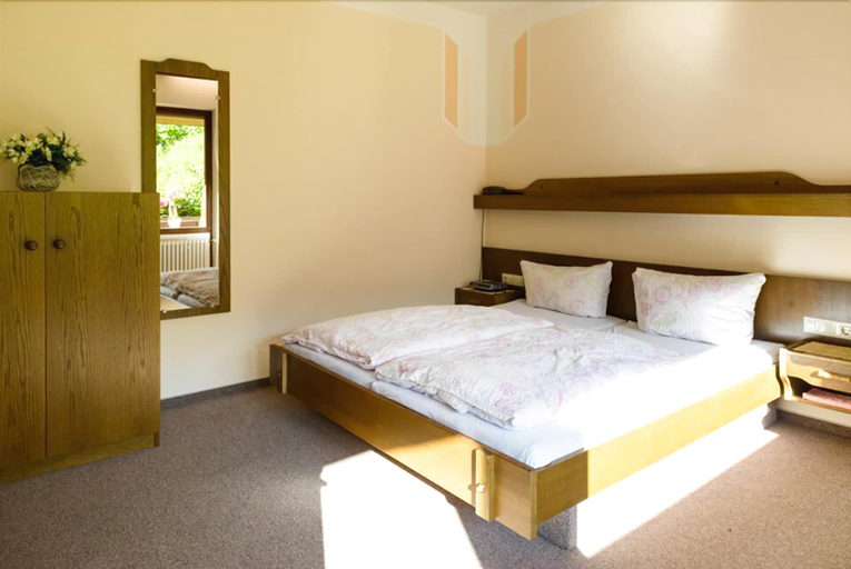 Bedroom 3, Black Forest Family Apartment-Zum Letzten G'Stehr, Freudenstadt