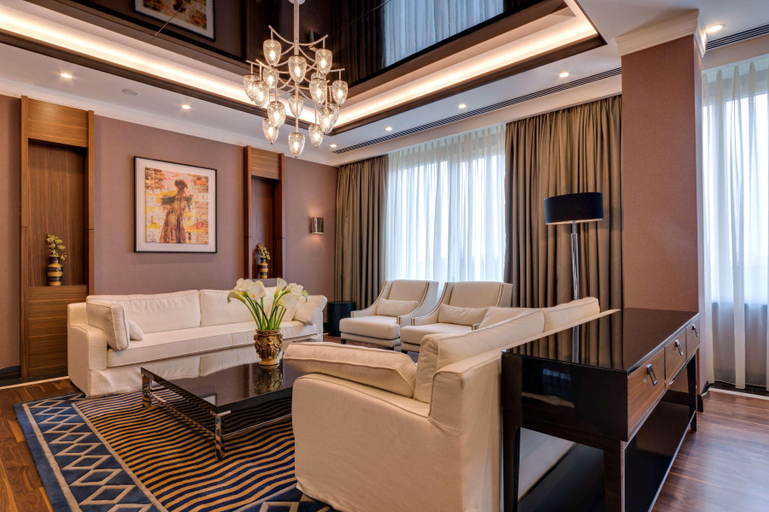 Bedroom 3, Radisson Blu Leogrand