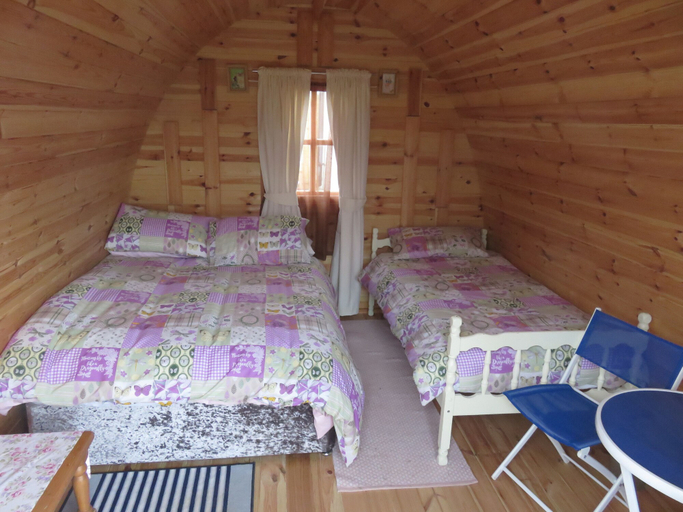 Bedroom 3, Shannon Estuary Glamping