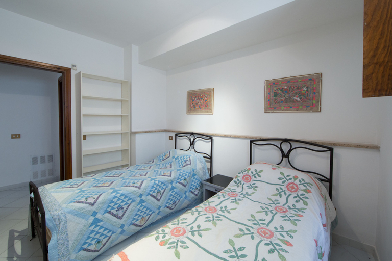 Bedroom 3, Frascati Country House, Roma