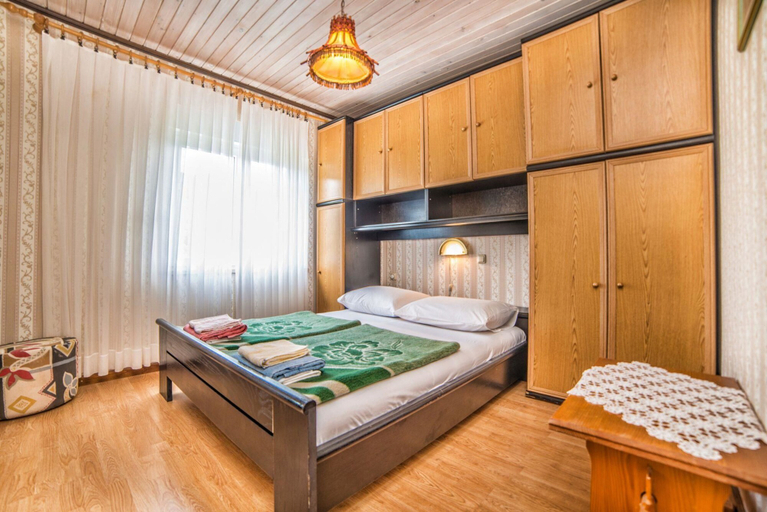Others 5, Apartments Dusan, Lopar/Supetarska Draga