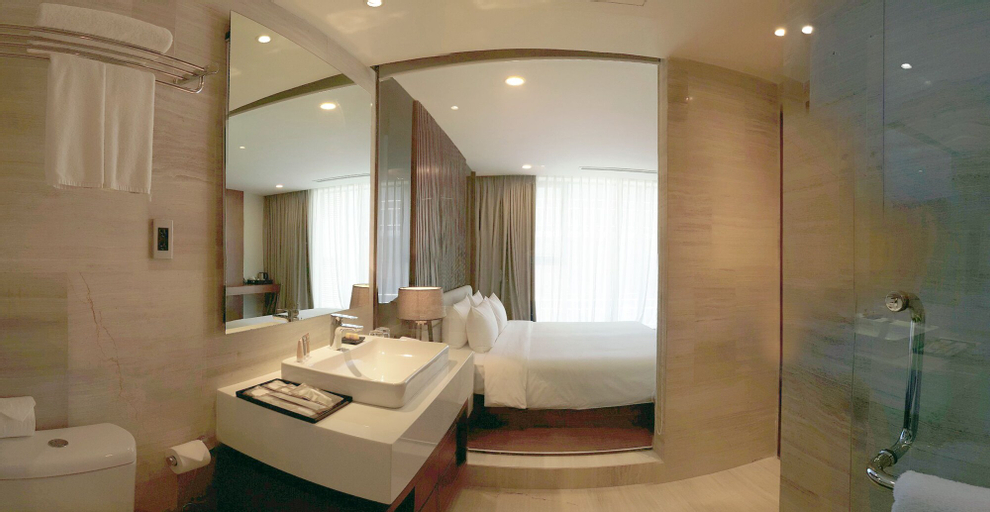 Amena Residences & Suites, Quận 1