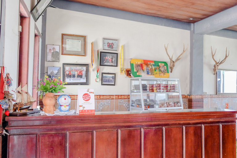 OYO 1351 Tanggulasi Resto & Residence, Magetan