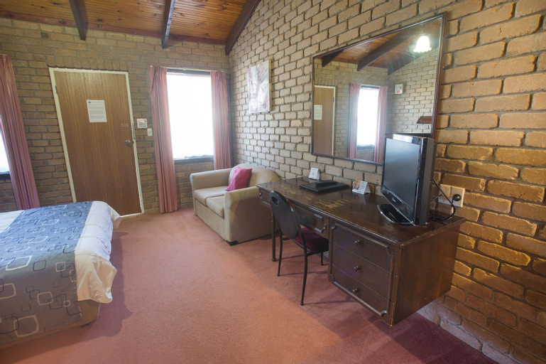 Bedroom 7