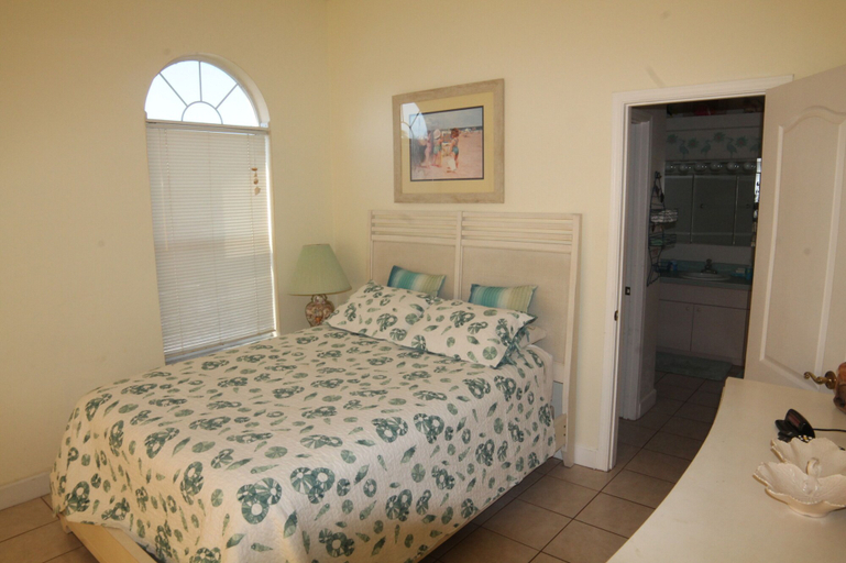 Bedroom 2, Ocean Lighthouse, Saint Johns