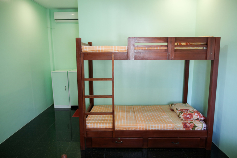 Luzmin BH - Pink House, Oslob