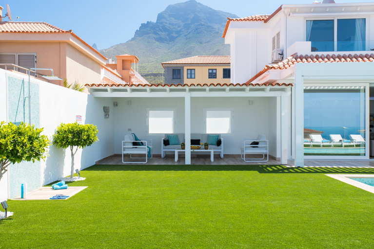 Exterior & Views 2, VILLA VALENTINA OCEAN VIEW HEATED Pool, Santa Cruz de Tenerife