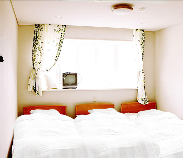 Goishigahama House, Shimoda