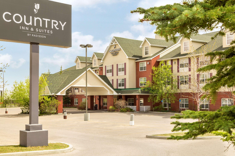 Exterior & Views 2, Country Inn & Suites by Radisson, Calgary-Northeast, Division No. 6