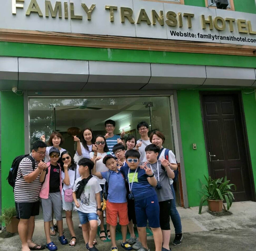 Family Transit Hotel, Sóc Sơn
