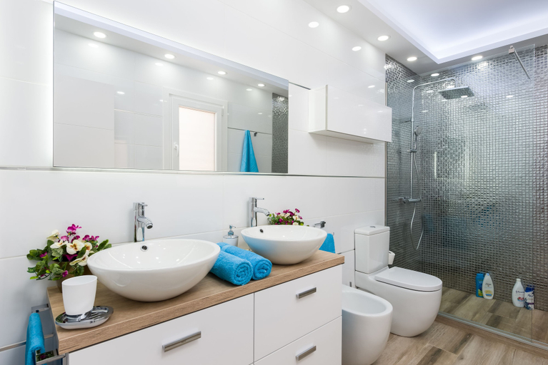 Bathroom 5, VILLA VALENTINA OCEAN VIEW HEATED Pool, Santa Cruz de Tenerife