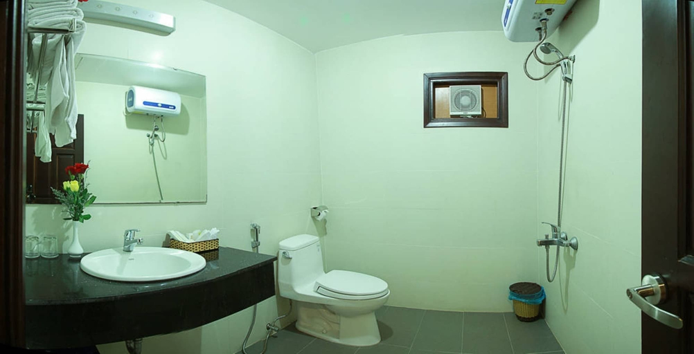 Bathroom 4