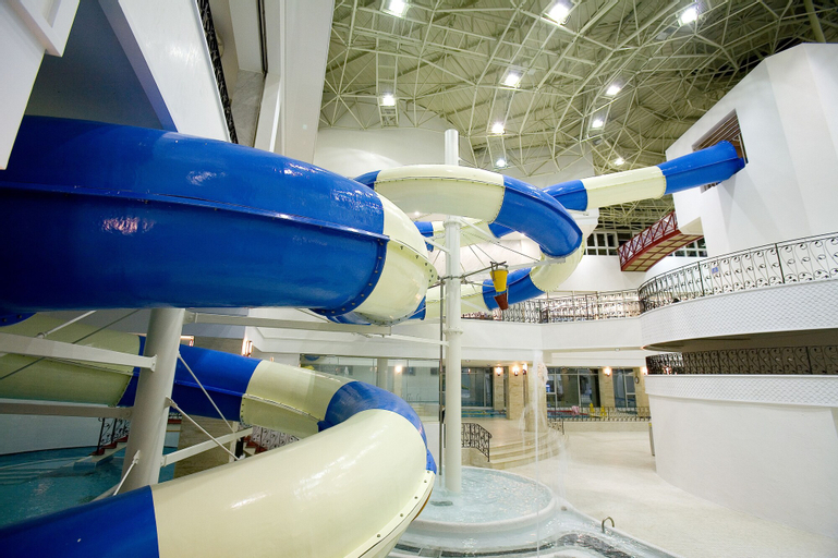 Hotel Aqua Palace, Suyeong