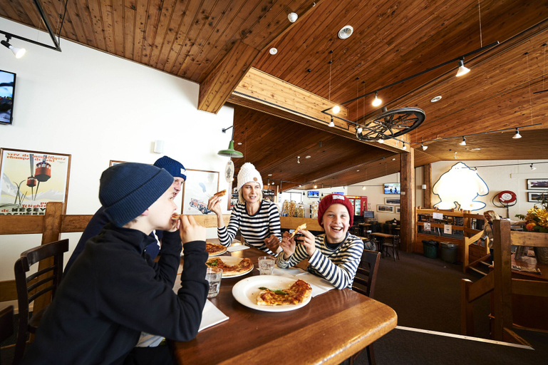 Food & Drinks 5, Abom Hotel, Mount Buller Alpine Resort
