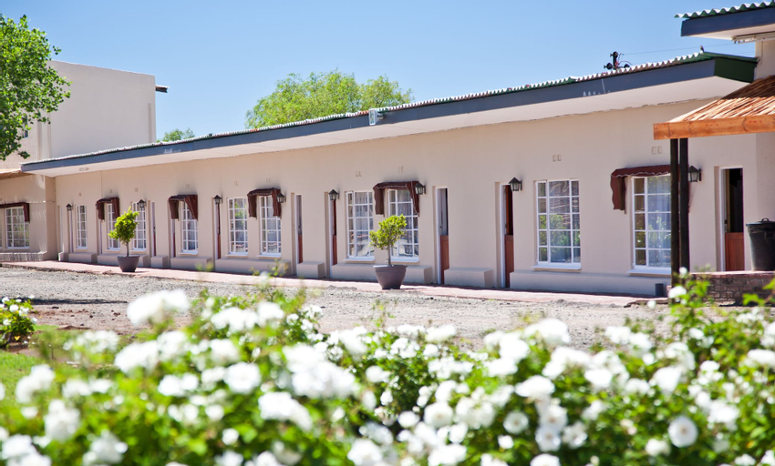 Wagon Wheel Country Lodge, Central Karoo