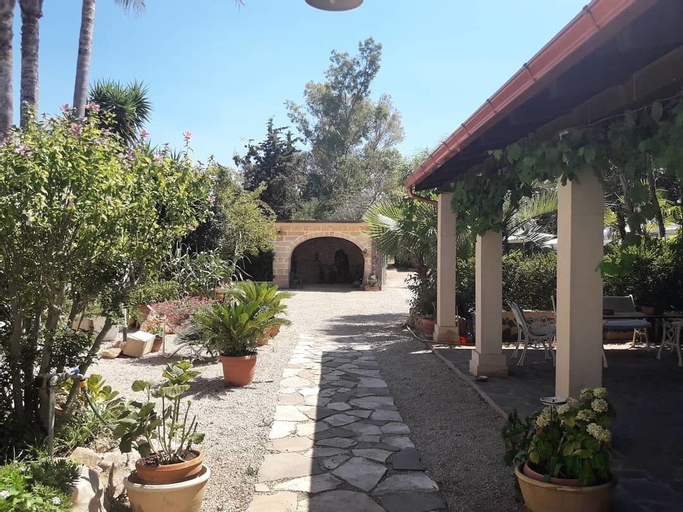 Masseria Scianne, Lecce