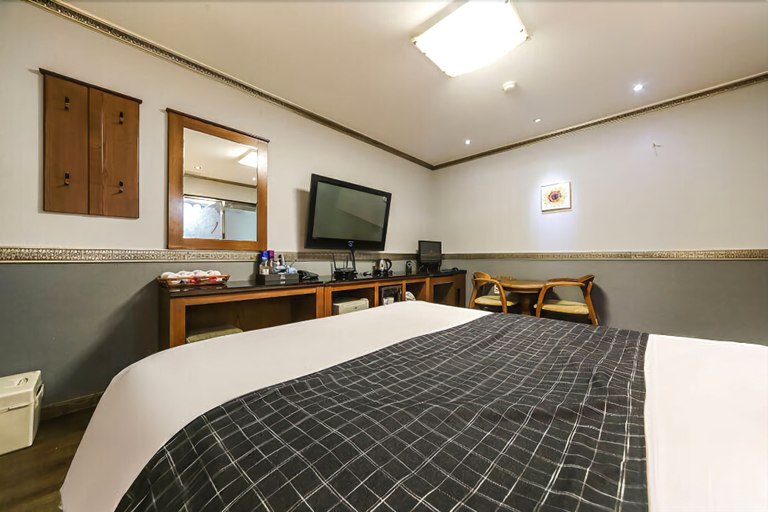 Others 5, Sharp Hotel, Andong