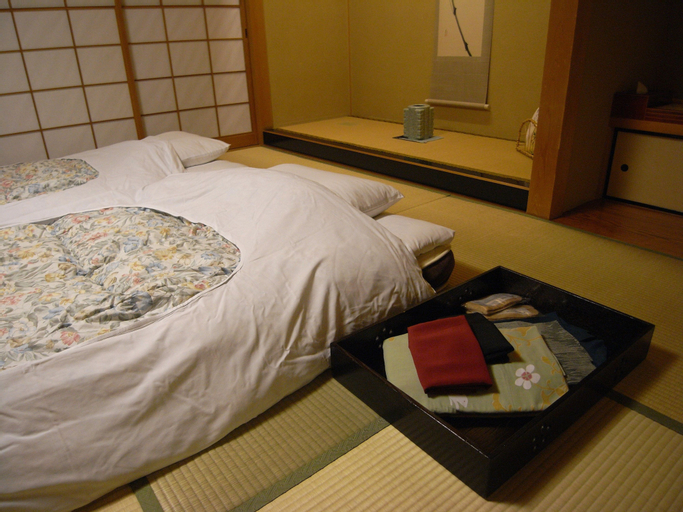 Kawakamiya Kasuitei, Gero