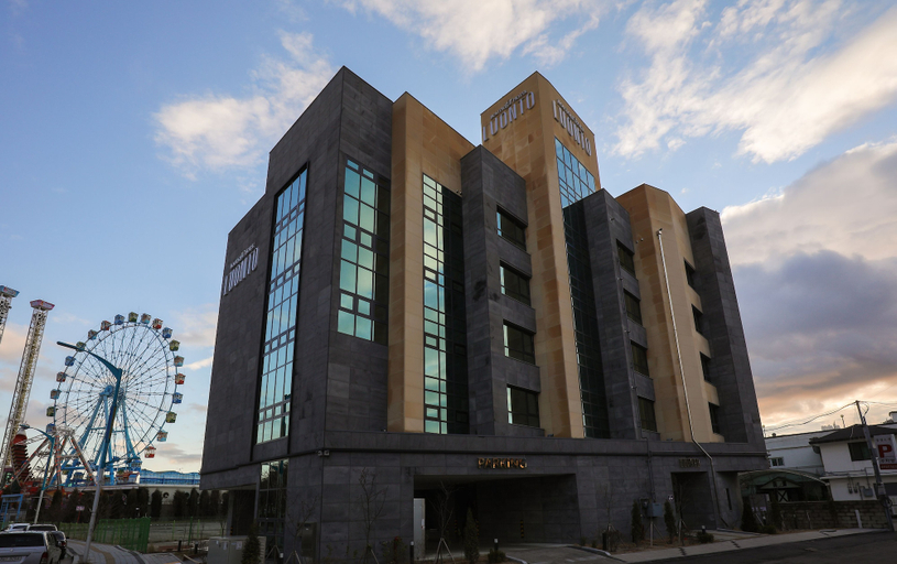 Exterior & Views 2, Hotel Wolmido, Jung