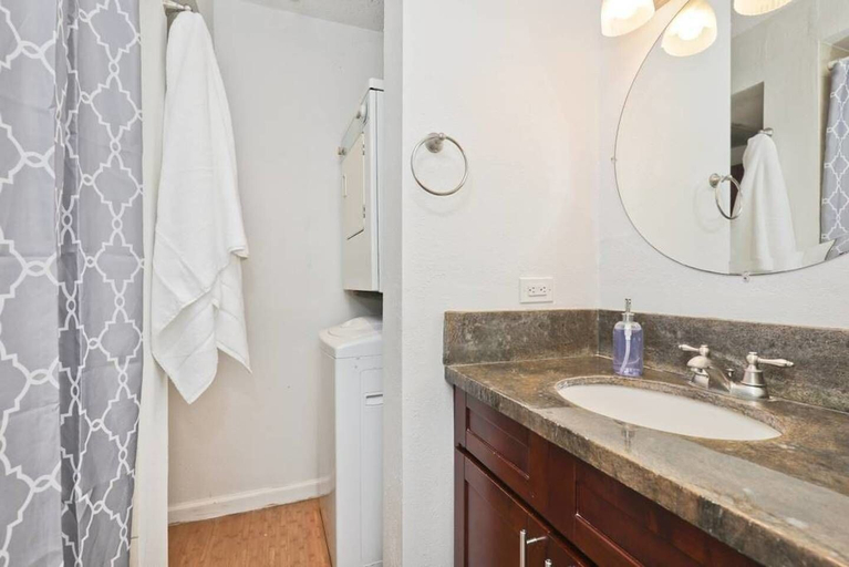 Bathroom 3, Large 2br/2ba Steps to Waikiki Beach by Domio, Honolulu