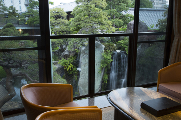 Meiseki No Yado Kagetsu, Fuefuki
