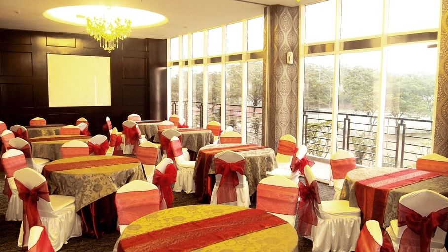 Sapphire Sky Hotel & Conference, Tangerang Selatan