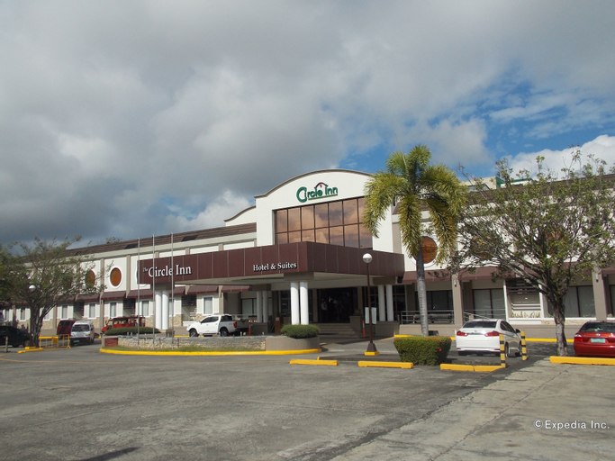 Circle Inn - Hotel & Suites, Bacolod City