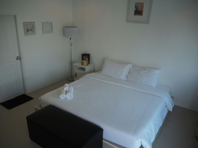 Loft Caravan Resort, Ban Laem
