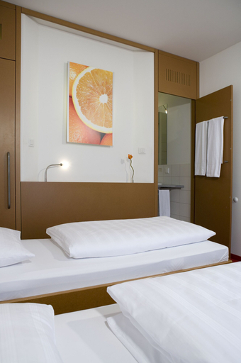 Bedroom 3, Orange Wings Wiener Neustadt, Wiener Neustadt