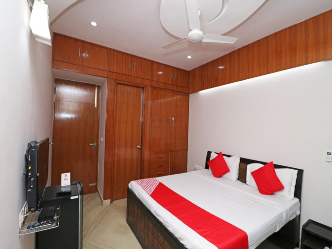 OYO 13059 The Alarian Residency, Gurgaon